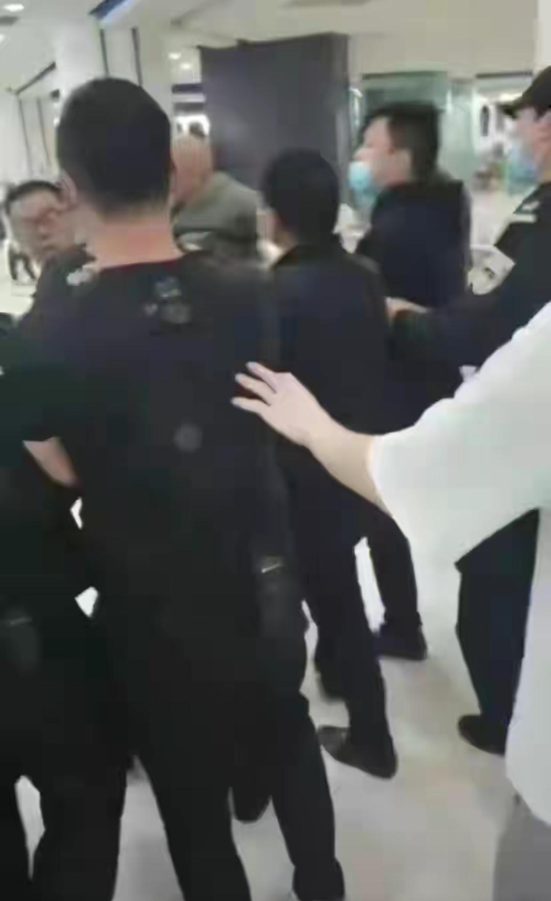 收敛函数：掌握无限逼近的稳定力量，轻松理解数学世界的秩序与规律